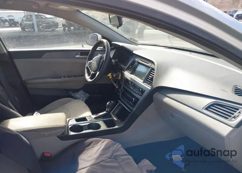 2016 Hyundai Sonata Se z USA, uszkodzony, nr VIN 5NPE24AF2GH332903